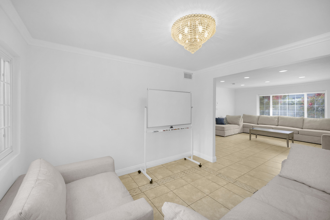 group therapy room at Saint Lawrence Recovery