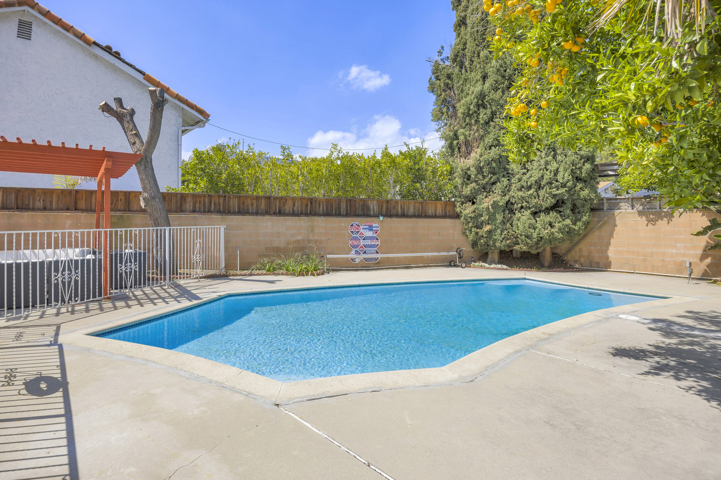 large pool at Saint Lawrence Recovery